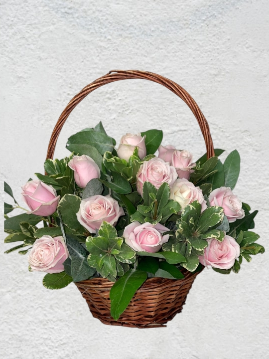 Large Rose Basket