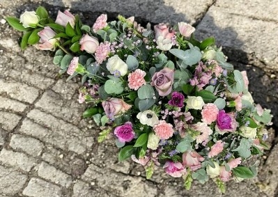 Cottage Garden Single Ended Casket Spray