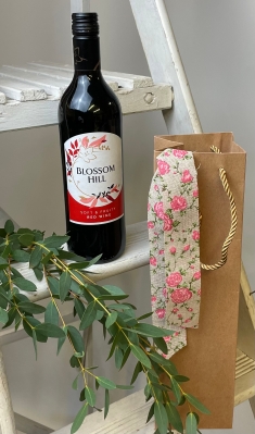 Blossom Hill Red Fruity Wine 70 cl