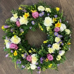 Seasonal Bright Wreath