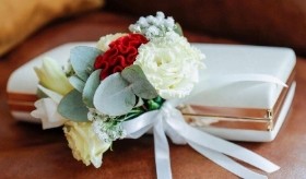 Hand bag corsage