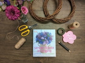 Simple Flower Arranging Book