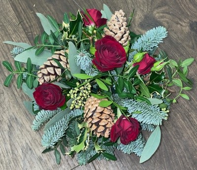 Christmas Sympathy posy