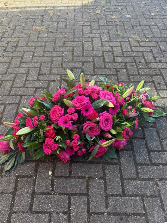 Eco Friendly Hot Pink Casket Spray